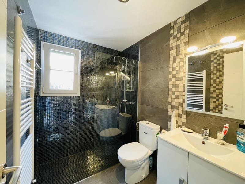 2 soveværelse Lejlighed til salg i El Toro / Port Adriano med swimmingpool - € 1.195.000 (Ref: 8800431)