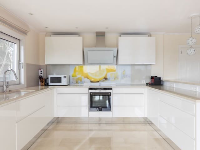 Chalet de 3 habitaciones en Costa de la Calma, Calvià en venta con piscina - 2.980.000 € (Ref: 8802678)