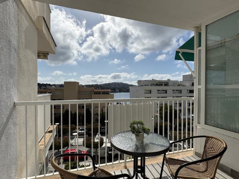 1 soveværelse Lejlighed til leje i Santa Ponsa - € 1.400 (Ref: 8809005)