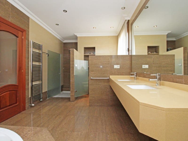 5 bedroom Villa for sale in Costa de la Calma with pool - € 1,500,000 (Ref: 8820518)