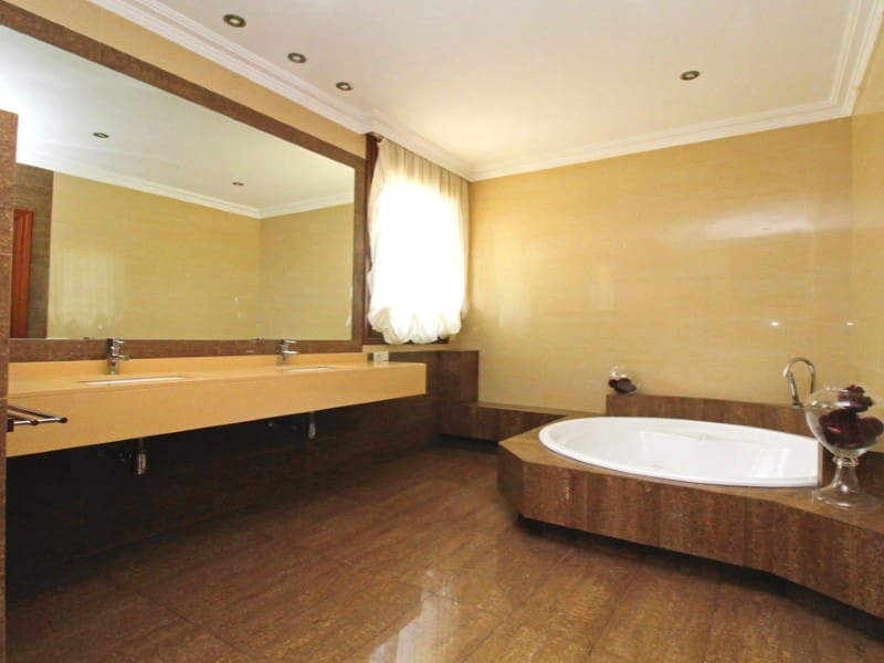 5 bedroom Villa for sale in Costa de la Calma with pool - € 1,500,000 (Ref: 8820518)