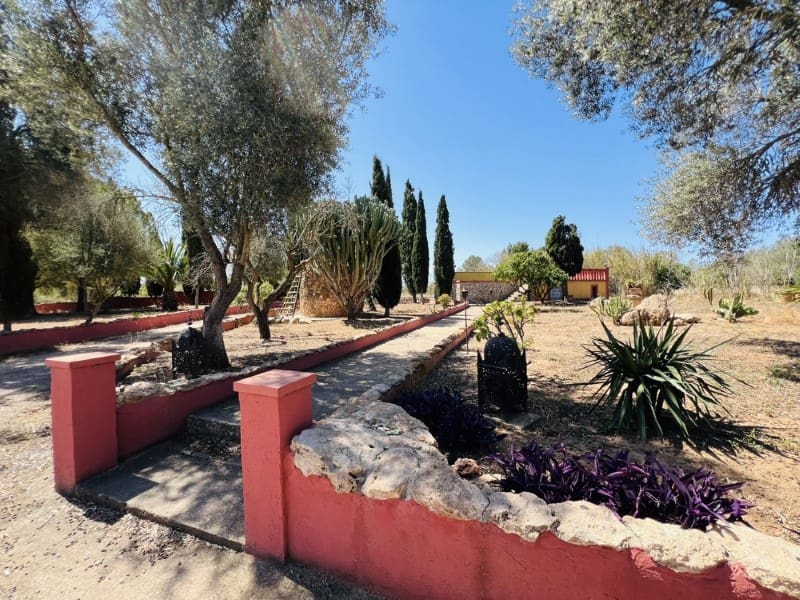 2 soveværelse Finca/Landehus til salg i Algaida med swimmingpool - € 980.000 (Ref: 8918456)