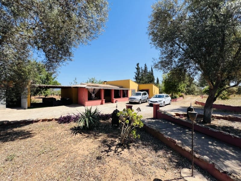 2 soveværelse Finca/Landehus til salg i Algaida med swimmingpool - € 980.000 (Ref: 8918456)