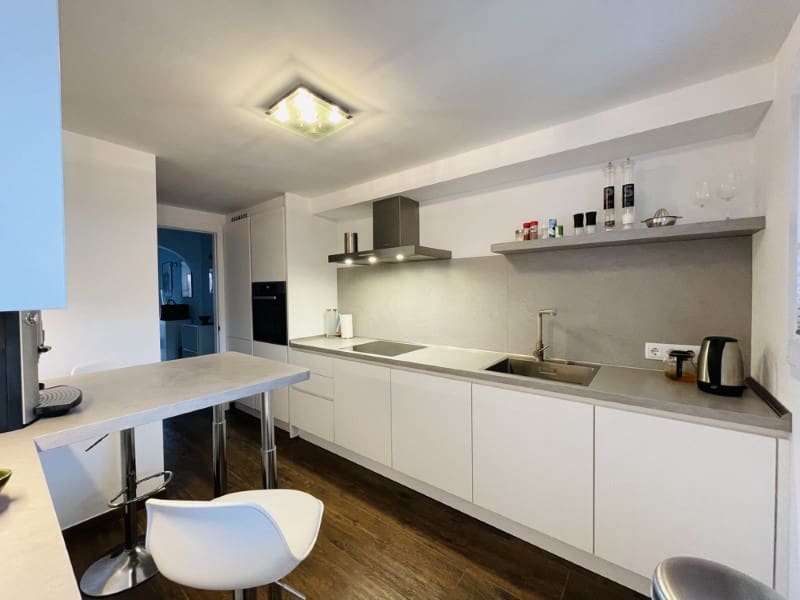 2 soveværelse Lejlighed til leje i El Toro / Port Adriano med swimmingpool - € 3.200 (Ref: 8964165)