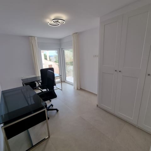 4 soveværelse Villa til leje i Palmanova, Calvià med swimmingpool - € 9.800 (Ref: 9000346)