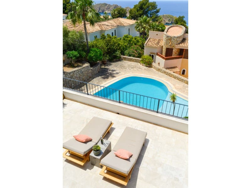 2 chambre Villa/Maison Semi-Mitoyenne à vendre à Santa Ponsa avec piscine - 2 200 000 € (Ref: 9020397)