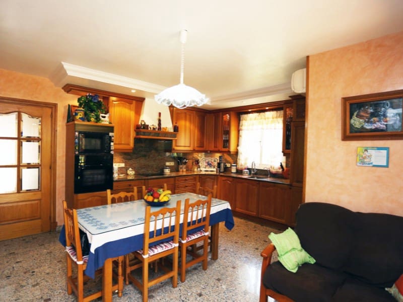 3 soveværelse Villa til salg i Santa Ponsa med swimmingpool - € 1.950.000 (Ref: 9131871)