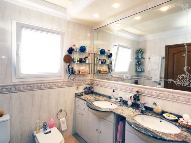 3 Zimmer Villa zu verkaufen in Santa Ponsa, Calvià mit Pool - 1.950.000 € (Ref: 9131871)