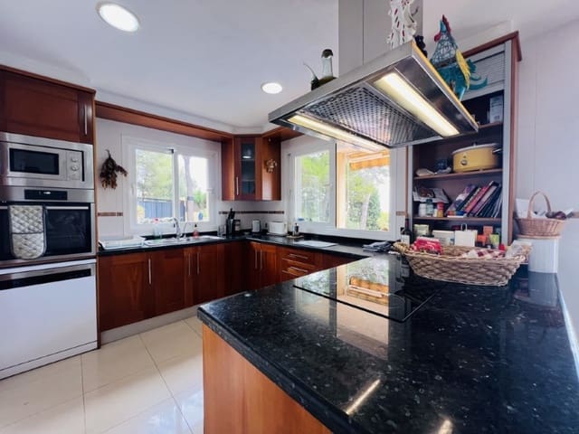 6 soveværelse Villa til salg i Palmanova, Calvià med swimmingpool - € 2.550.000 (Ref: 9151534)