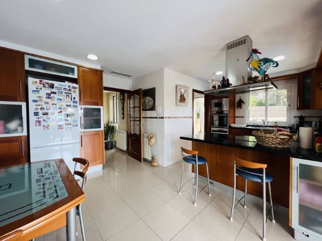 6 soveværelse Villa til salg i Palmanova, Calvià med swimmingpool - € 2.550.000 (Ref: 9151534)