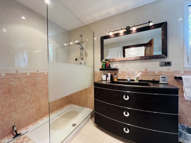 6 soveværelse Villa til salg i Palmanova med swimmingpool - € 2.550.000 (Ref: 9151534)