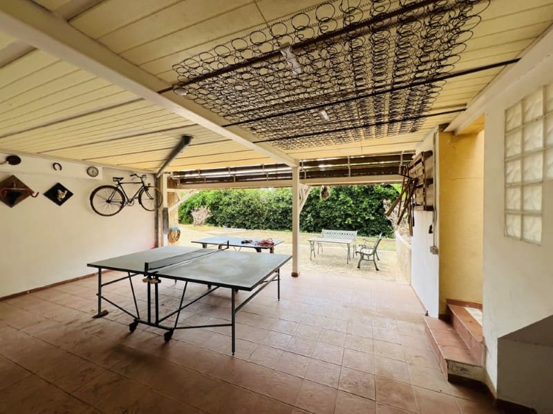 6 soveværelse Villa til salg i Palmanova med swimmingpool - € 2.550.000 (Ref: 9151534)