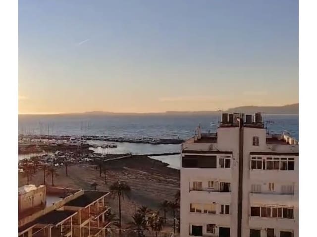 4 chambre Appartement à vendre à L'Arenal / S'Arenal, Llucmajor - 365 000 € (Ref: 9161873)