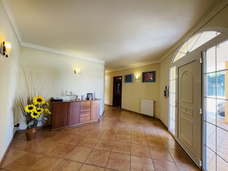 6 bedroom Villa for sale in Santa Ponsa with pool - € 2,600,000 (Ref: 9172347)