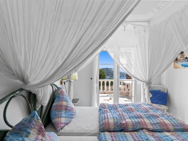 4 soveværelse Villa til salg i Puerto de Andratx, Andratx med swimmingpool - € 3.900.000 (Ref: 9172419)