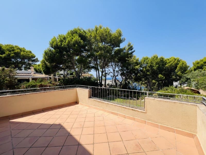 3 soveværelse Villa til salg i Santa Ponsa med swimmingpool - € 2.550.000 (Ref: 9175940)
