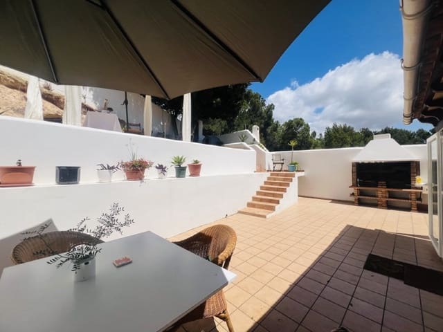 3 soveværelse Villa til salg i Costa de la Calma, Calvià med swimmingpool - € 1.350.000 (Ref: 9203464)