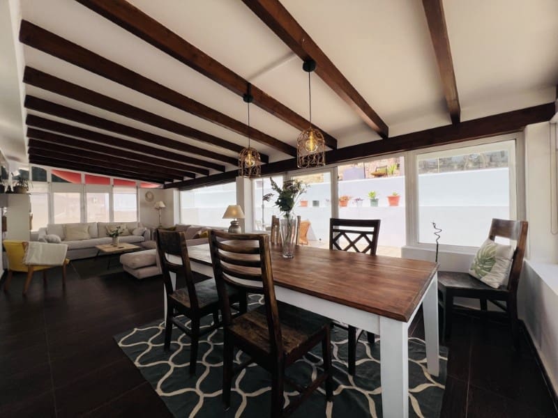 3 soveværelse Villa til salg i Costa de la Calma med swimmingpool - € 1.350.000 (Ref: 9203464)