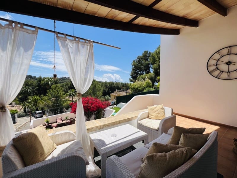 3 soveværelse Villa til salg i Costa de la Calma med swimmingpool - € 1.350.000 (Ref: 9203464)