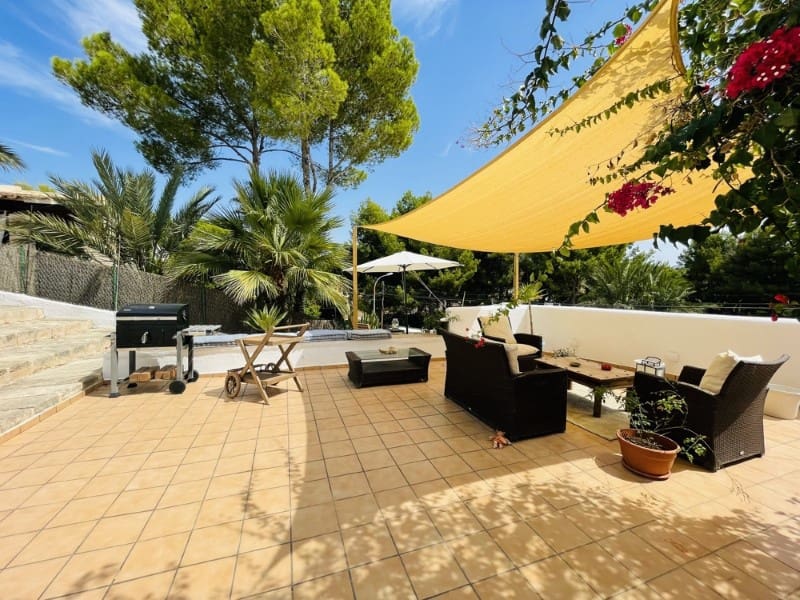 3 soveværelse Villa til salg i Costa de la Calma med swimmingpool - € 1.350.000 (Ref: 9203464)
