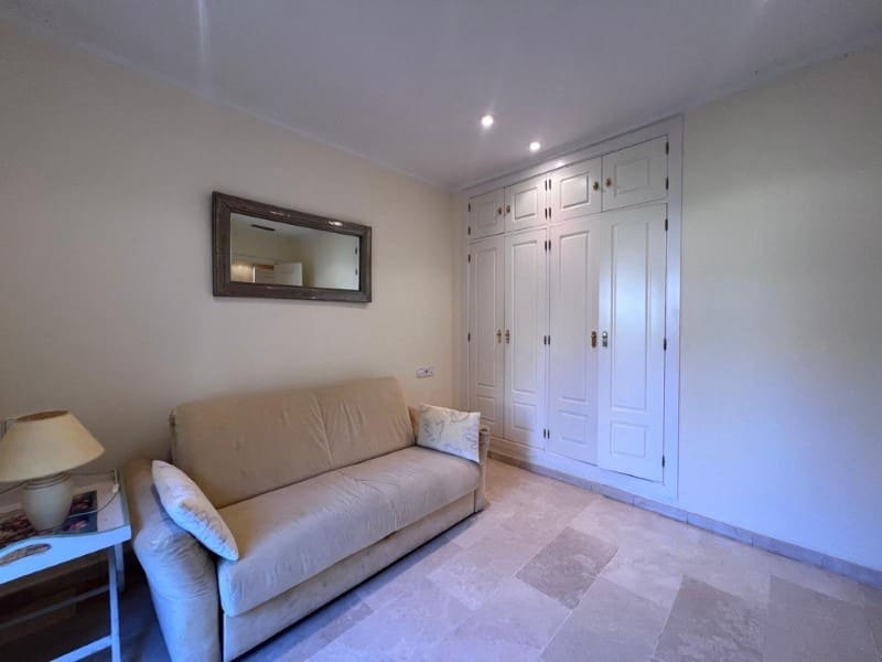 2 bedroom Apartment for sale in Santa Ponsa with pool garage - € 690,000 (Ref: 9240917)