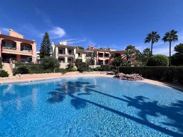 Apartamento de 2 habitaciones en Santa Ponsa, Calvià en venta con piscina garaje - 690.000 € (Ref: 9240917)