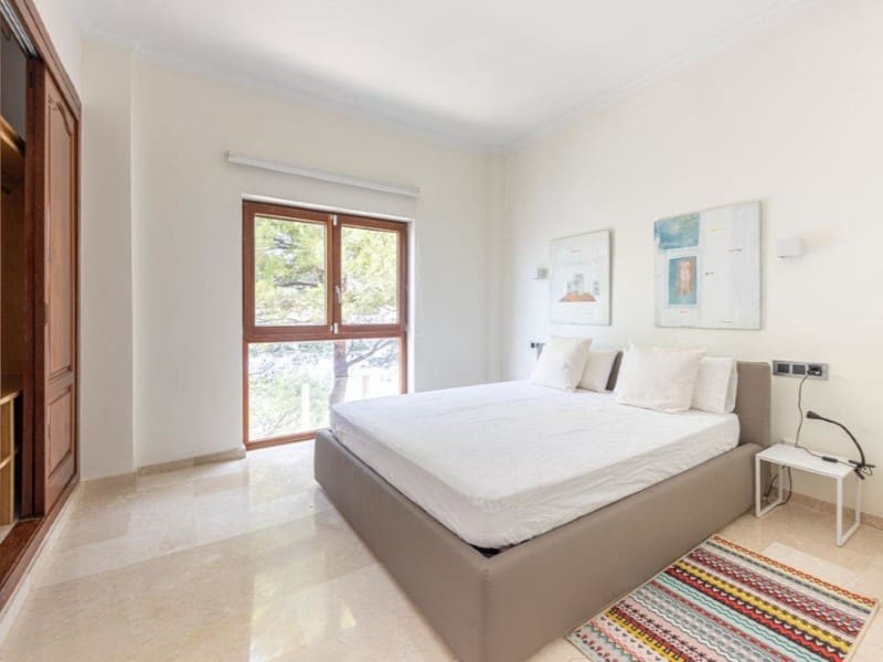 4 bedroom Villa for sale in Santa Ponsa with pool - € 8,000,000 (Ref: 9241202)