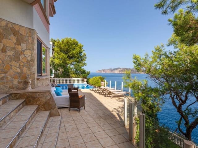 4 Zimmer Villa zu verkaufen in Santa Ponsa, Calvià mit Pool - 8.000.000 € (Ref: 9241202)