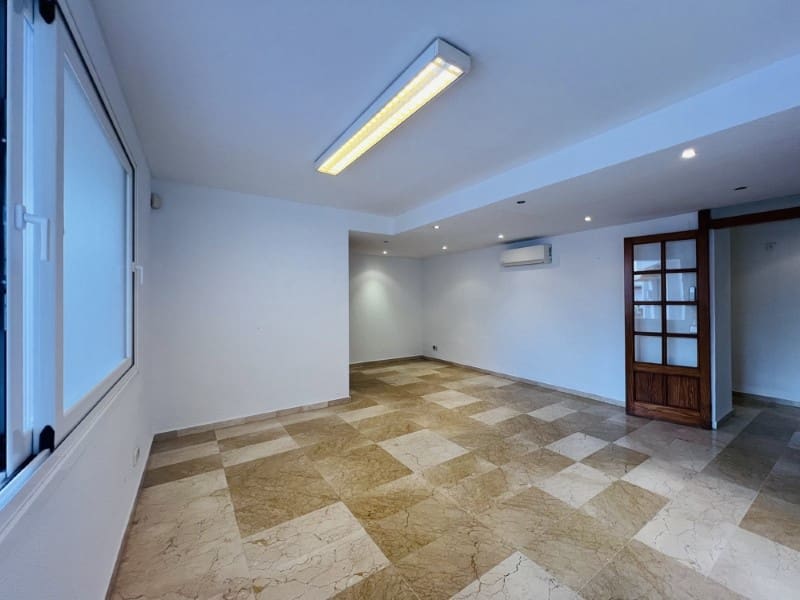 Commercieel te huur in Santa Ponsa - € 1.750 (Ref: 9309305)