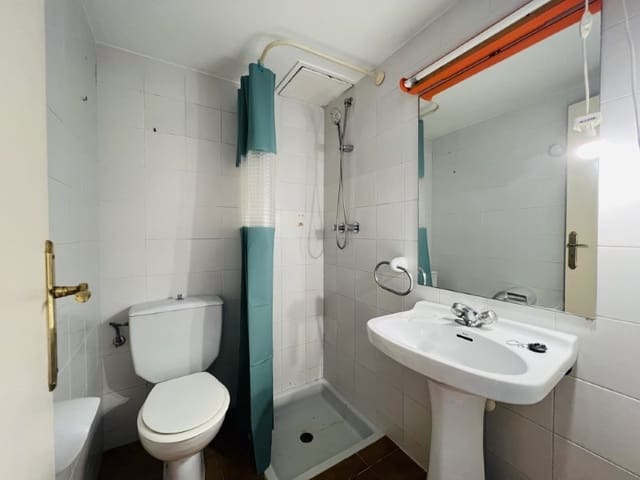 Local Commercial à louer à Santa Ponsa, Calvià - 1 750 € (Ref: 9309305)