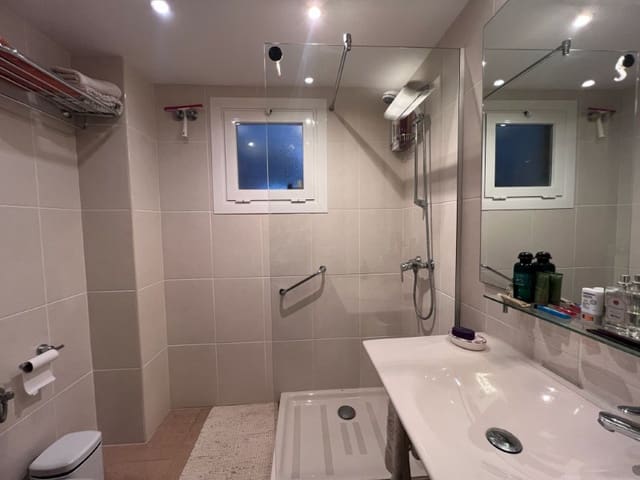 3 soveværelse Lejlighed til leje i Santa Ponsa, Calvià - € 2.000 (Ref: 9359848)