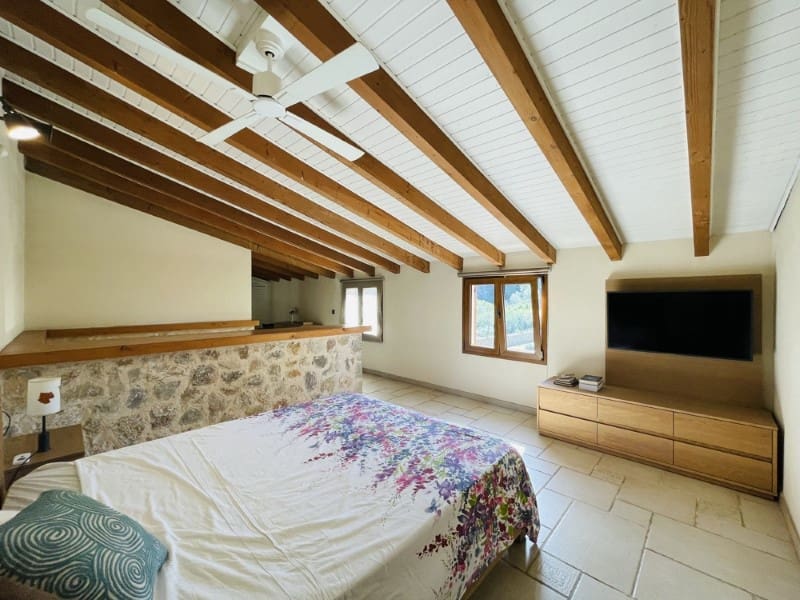 4 bedroom Finca/Country House for sale in Calvia with pool - € 1,995,000 (Ref: 9372375)