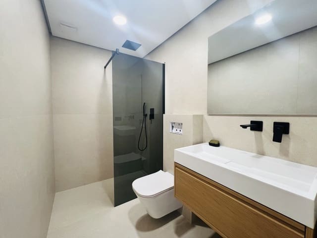 2 soveværelse Lejlighed til salg i Santa Ponsa, Calvià med swimmingpool - € 550.000 (Ref: 9388286)