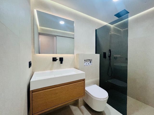 2 soveværelse Lejlighed til salg i Santa Ponsa, Calvià med swimmingpool - € 550.000 (Ref: 9388286)