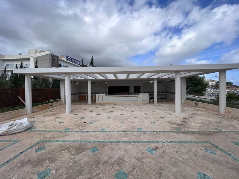 10 Zimmer Villa zu verkaufen in Palmanova mit Pool - 6.500.000 € (Ref: 9390987)