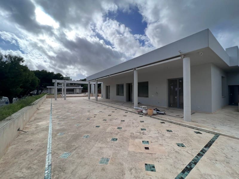 10 Zimmer Villa zu verkaufen in Palmanova mit Pool - 6.500.000 € (Ref: 9390987)