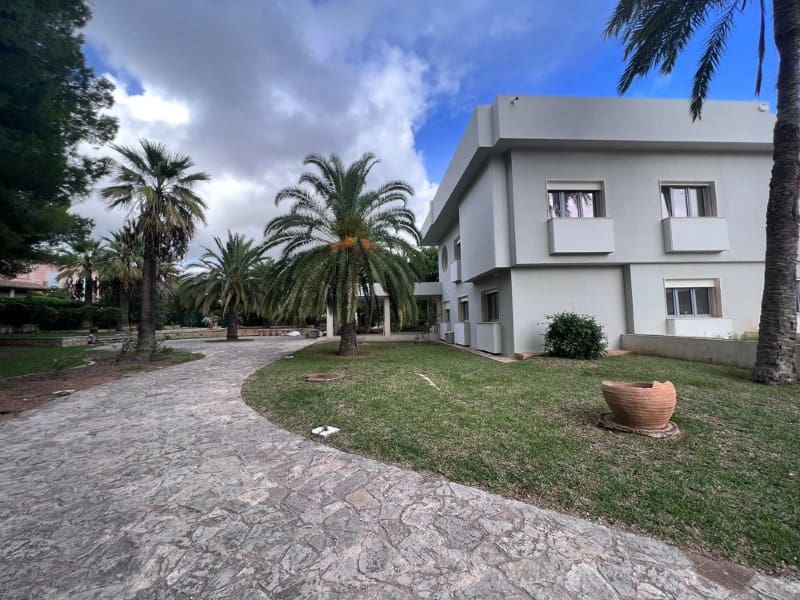 10 Zimmer Villa zu verkaufen in Palmanova mit Pool - 6.500.000 € (Ref: 9390987)