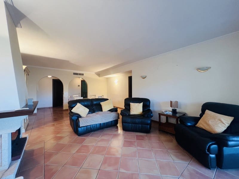 2 bedroom Apartment for rent in Santa Ponsa - € 2,200 (Ref: 9406548)