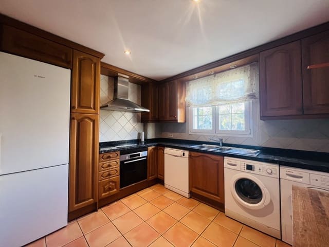 2 soveværelse Lejlighed til leje i Santa Ponsa, Calvià - € 2.200 (Ref: 9406548)