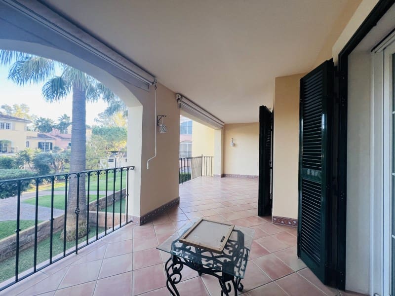 2 bedroom Apartment for rent in Santa Ponsa - € 2,200 (Ref: 9406548)