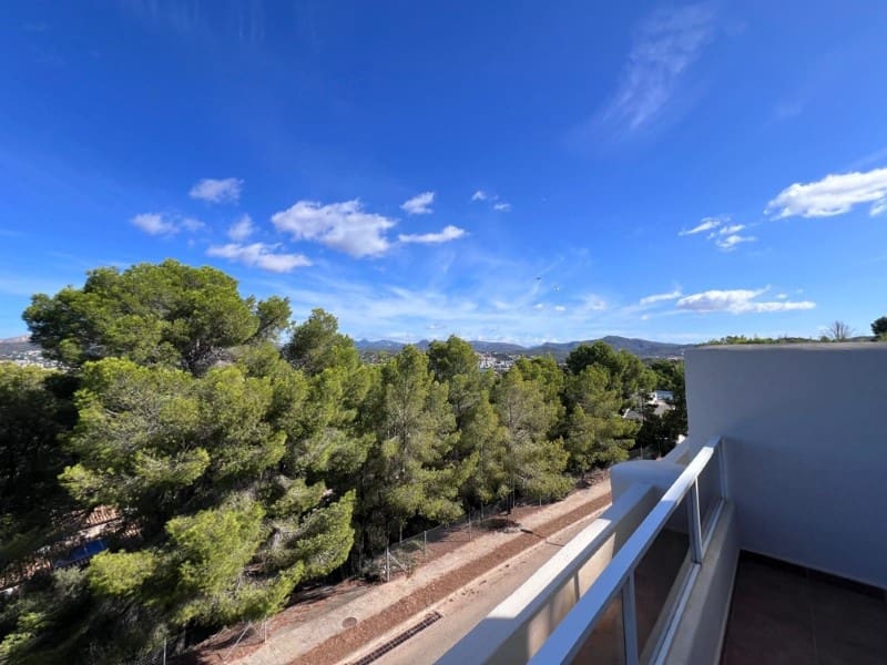 3 bedroom Apartment for sale in Santa Ponsa with pool - € 895,000 (Ref: 9406550)