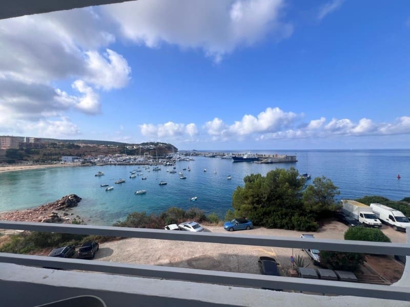 2 soveværelse Lejlighed til leje i El Toro / Port Adriano - € 1.600 (Ref: 9435032)