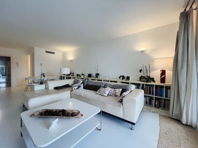 2 Zimmer Apartment zu verkaufen in Santa Ponsa, Calvià mit Pool - 685.000 € (Ref: 9435033)