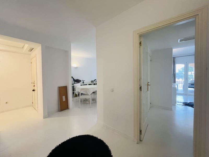 2 bedroom Apartment for sale in Santa Ponsa with pool - € 685,000 (Ref: 9435033)