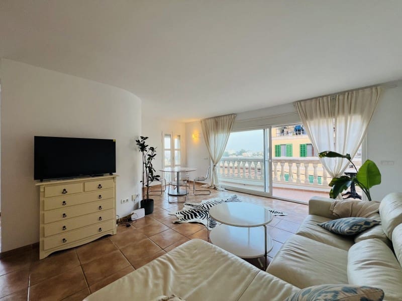 Casa de 2 habitaciones en Genova en alquiler con piscina garaje - 2.500 € (Ref: 9468415)