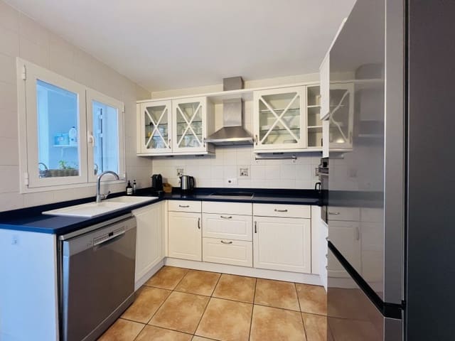 2 slaapkamer Huis te huur in Genova, Palma de Mallorca met zwembad garage - € 2.500 (Ref: 9468415)