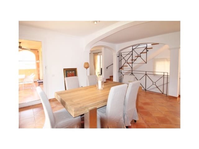 4 bedroom Semi-detached Villa for rent in Es Camp De Mar / El Camp De Mar, Andratx - € 3,200 (Ref: 9473174)