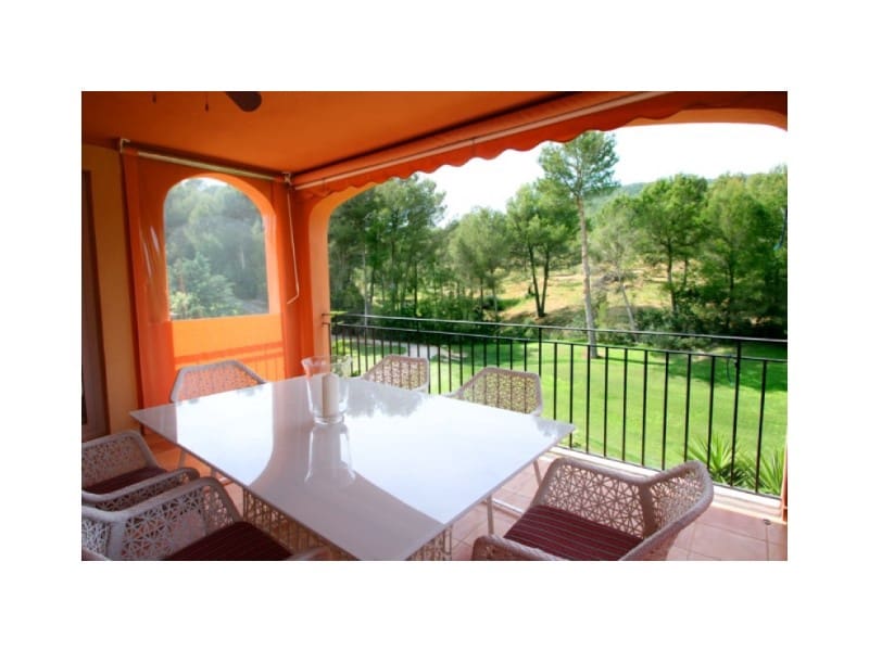 4 bedroom Semi-detached Villa for rent in Es Camp De Mar / El Camp De Mar with pool - € 3,200 (Ref: 9473174)
