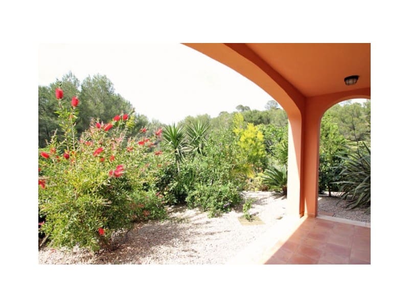 4 bedroom Semi-detached Villa for rent in Es Camp De Mar / El Camp De Mar with pool - € 3,200 (Ref: 9473174)