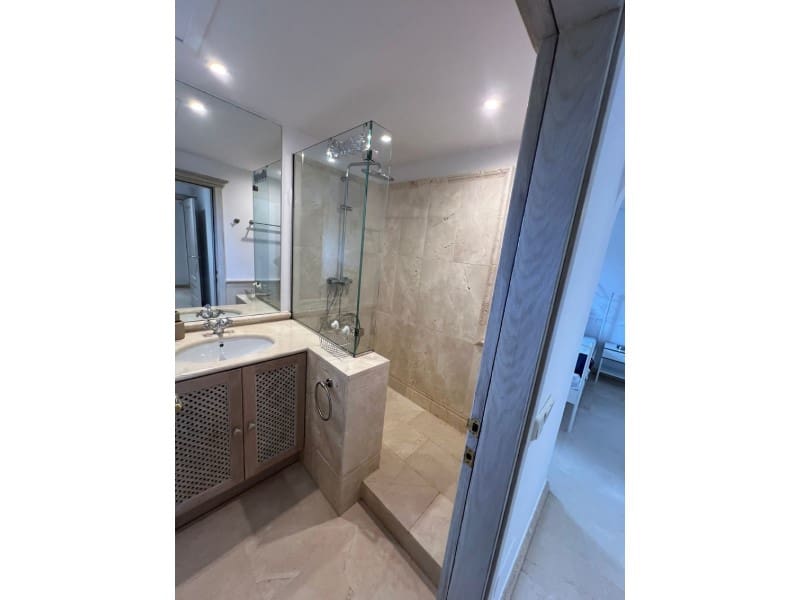 3 bedroom Apartment for rent in Santa Ponsa with pool - € 3,000 (Ref: 9495378)